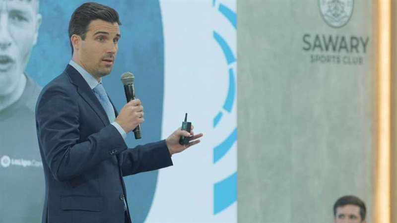 خلال المؤتمر