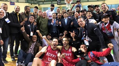 وزير الرياضة يهنئ منتخب مصر بالتأهل إلى كأس العالم لكرة السلة 