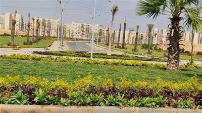 وزير الإسكان يتابع ما يتم تنفيذه من مشروعات بمدينة حدائق أكتوبر