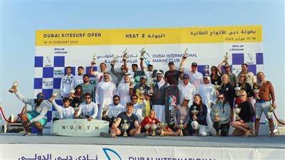 الشيخ أحمد بن حمدان يتوج الفائزين في بطولة دبي المفتوحة للألعاب المائية