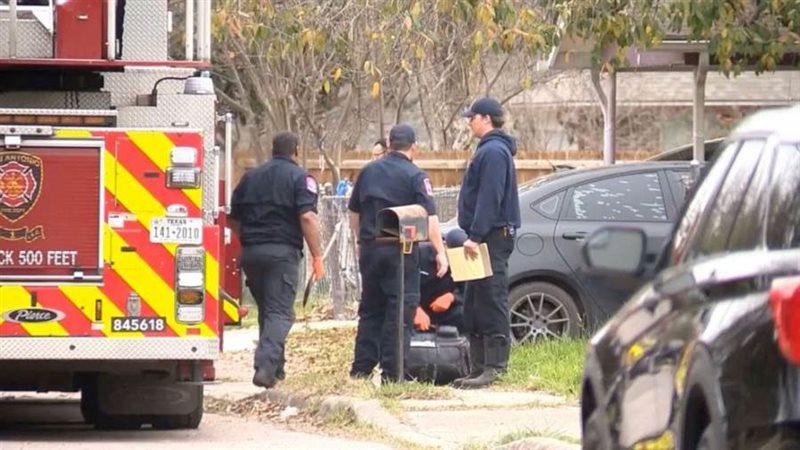 رجال الإطفاء في موقع