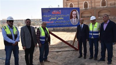 رئيس جامعة أسيوط يدعو المجتمع المدني للمساهمة في تنفيذ مستشفى 2020 الجامعي