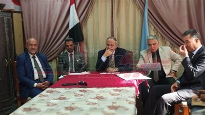 وكيل تعليم كفر الشيخ يجري مقابلات مع المتقدمين لتسيير الأعمال