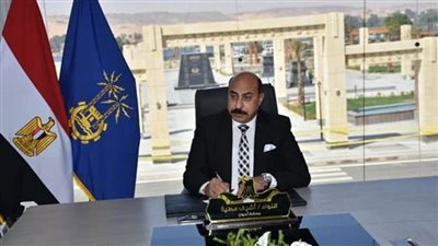 محافظ أسوان يبحث مع وفد وزارة التنمية المحلية الآفاق الجديدة لجذب للإستثمار