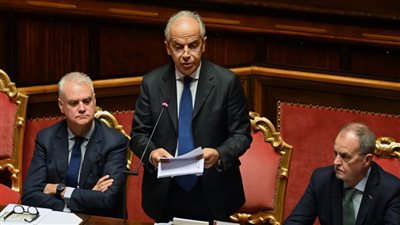 وزير الداخلية الإيطالي: يمكن تنفيذ مهام مشتركة مع فرنسا بشأن الهجرة في ليبيا وتونس