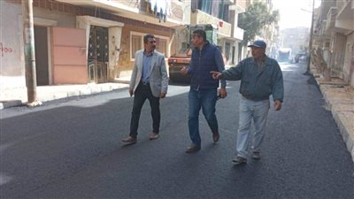 رصف شارع المدارس وتفرعاته بمطاي بالمنيا