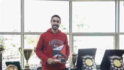 الأهلي يجدد عقد محمد أبو النصر لاعب السلة 4 مواسم