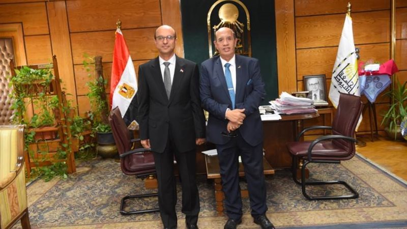 رئيس جامعة أسيوط