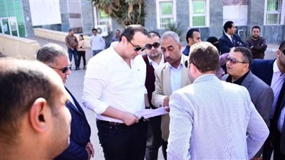 رئيس الرعاية الصحية يتفقد التشغيل التجريبي للتأمين الصحي الشامل بجنوب سيناء