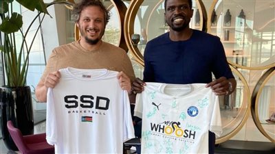 لقاء من نوع خاص بين ممدوح عيد وأسطورة NBA لول دينج