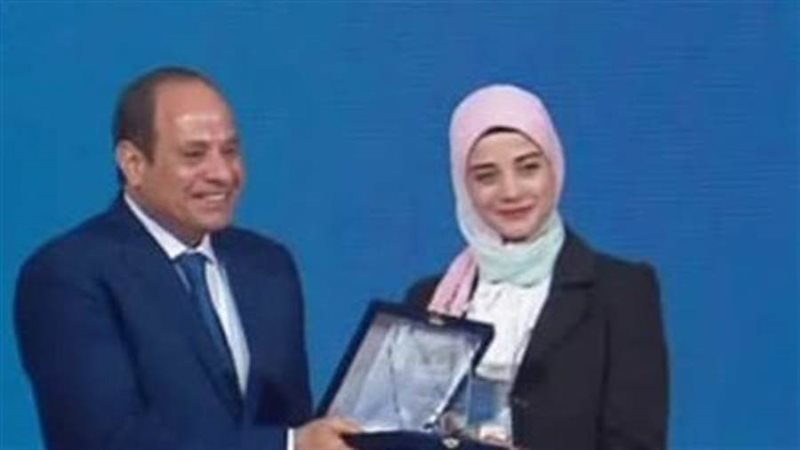 تكريم الرئيس عبد