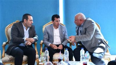 وزير الشباب والرياضة يصل محافظة الوادي الجديد لافتتاح وتفقد عدد من المنشآت