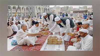 12 ألف كادر و200 ألف ساعة تطوعية لخدمة قاصدي المسجد الحرام في شهر رمضان