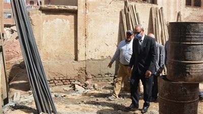 محافظ القليوبية يتابع الأعمال بمشروعات كفر شكر وبنها