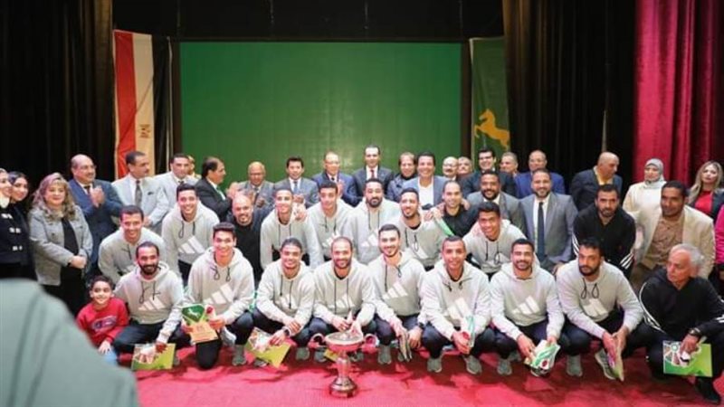 تكريم فريق الشرقية