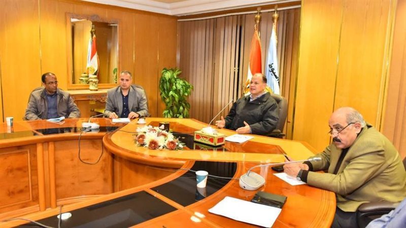 ترشيد الإنفاق بالقطاعات