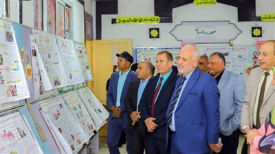   فن وإبداع في معرض الصحافة المدرسية بالمنيا