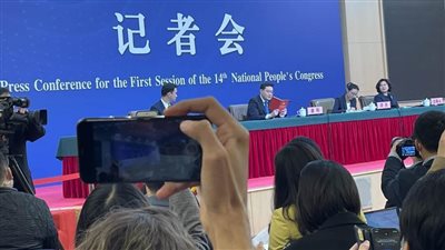 تشين قانغ : الصين تحترم تماما دول الشرق الأوسط وتعتبرها قيمة على شؤونها