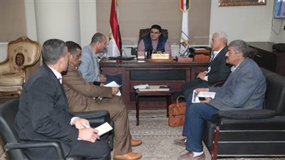 تطوير منظومة العمل والنهوض بمشروعات الدواجن ببني سويف 