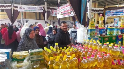 استعدادات شهر رمضان.. توافر السلع الغذائية بأسعار مخفضة بمعارض أهلاً رمضان بالبحيرة