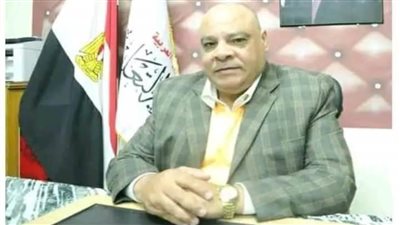 وكيل تعليم الوادي الجديد يتابع استقبال القوافل التعليمية المجانية 