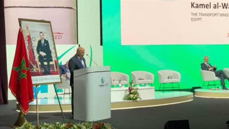 وزير النقل يشارك