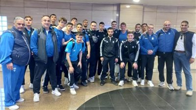 منتخب اليونان لشباب اليد يصل القاهرة لمواجهة مصر في وديتين استعدادًا للمونديال