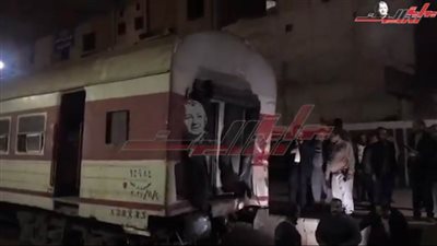 معاينة النيابة لموقع حادثة قطار قليوب وسؤال الشهود