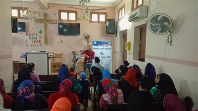 فعاليات الأسبوع المائي بسوهاج تنطلق من مساجد وكنائس الكوامل قبلي احتفالًا باليوم العالمي  للمياه 