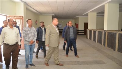محافظ أسيوط يتفقد أعمال إنشاء مجمع خدمات المواطنين بقرية الحمام التابعة لمركز أبنوب