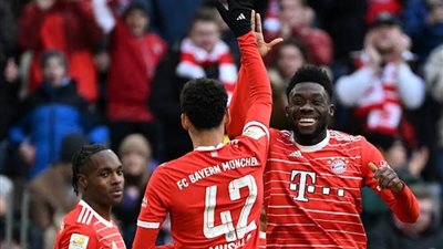 بايرن ميونخ يعزز من صدارته للدوري الألماني بفوزه على أوجسبورج 5 ـ 3