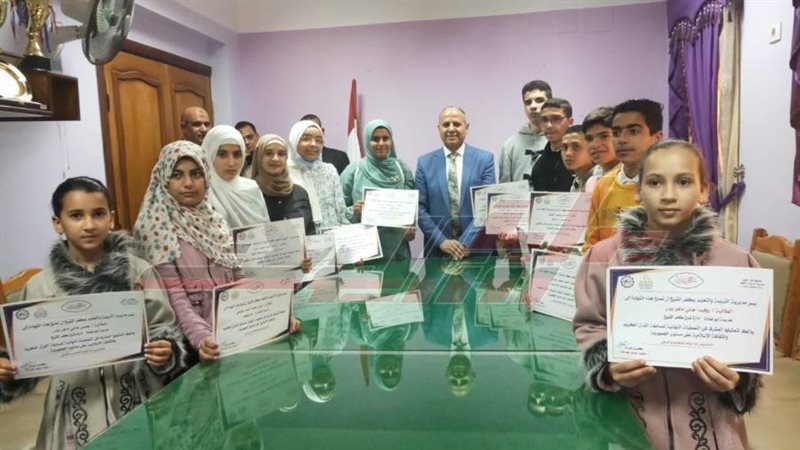 خلال التكريم