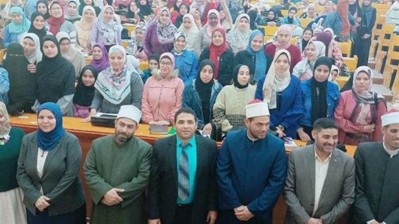 ندوة بجامعة بنى سويف