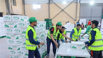  توزيع 8 آلاف كرتونة مواد غذائية تزامنًا مع حلول شهر رمضان بالمنيا