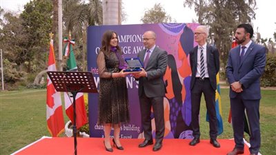 تكريم الدكتورة نهال بلبع نائب محافظ البحيرة خلال حفل تكريم رائدات التغيير