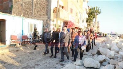 محافظ كفر الشيخ يتفقد أعمال التبطين مؤكداً تم الانتهاء من تبطين 388 كيلو