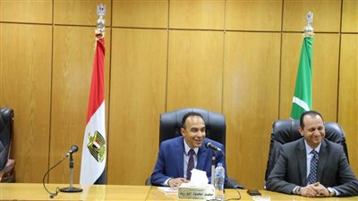 نائب محافظ المنيا يتابع الموقف التنفيذي لمشروعات حياة كريمة