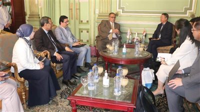 رئيس جامعة سوهاج يشارك في فعاليات ندوة قادة التحول الرقمي في مؤسسات التعليم العالي المصرية بجامعة عين شمس