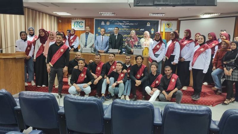 ندوات تثقيفية