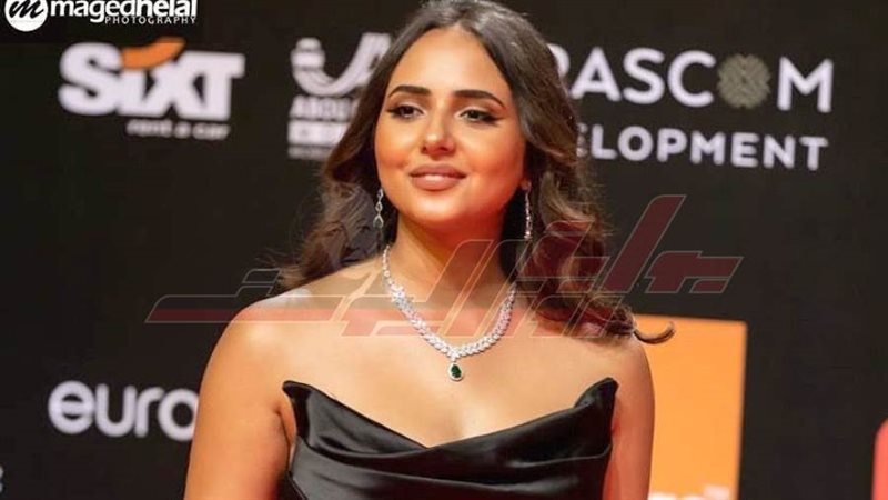 الفنانة ڤيرونيكا