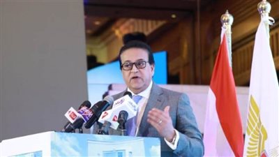 وزير الصحة يُشيد بالتعاون مع الطيران في التصدي لجائحة كورونا