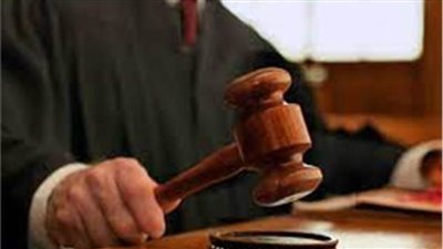 إحالة سائق إلى المفتي لاعتدائه على والدته