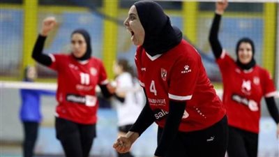 الأهلي يتأهل لنصف نهائي دوري سيدات الطائرة