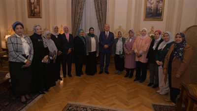 رئيس مجلس النواب يستقبل رؤساء القطاعات من السيدات لتقديم التهنئة لهن بمناسبة أعياد المرأة