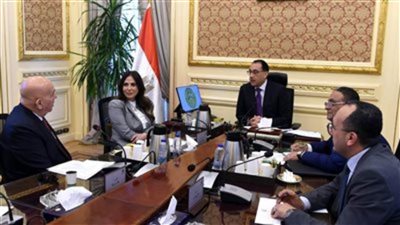 رئيس الوزراء يتابع التوجهات المستقبلية لدعم قطاع المشروعات الصغيرة حتى عام 2026