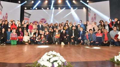 وزيرة الثقافة تشهد ختام الإسماعيلية الدولي للأفلام التسجيلية.. وتسلم الجوائز للفائزين