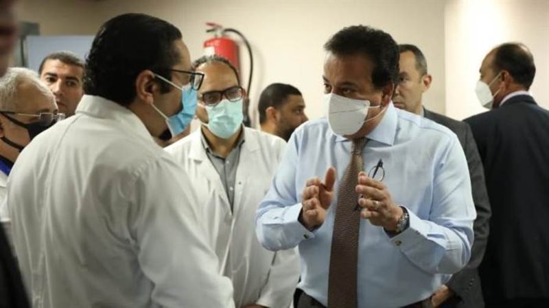 وزير الصحة بمعهد