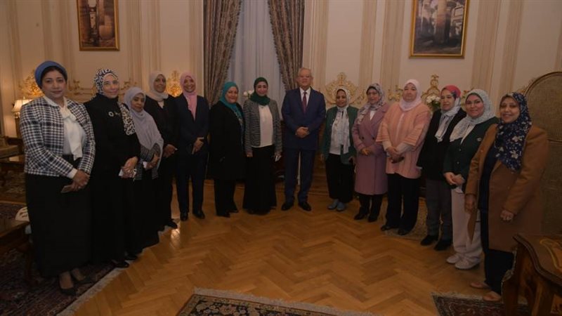 خلال اللقاء