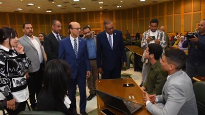 رئيس جامعة أسيوط يشهد تصفيات قطاع الصعيد الخاصة بالمنتدي الأفروأسيوي للابتكار والتكنولوجيا