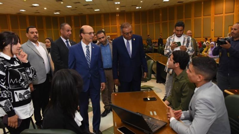 رئيس جامعة أسيوط